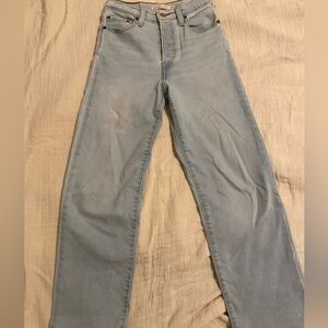 Levi's Ribcage Straight Ankle